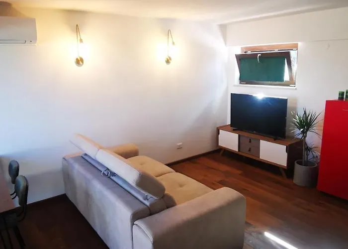 Cosy Penthouse Loft With Stunning View דירה